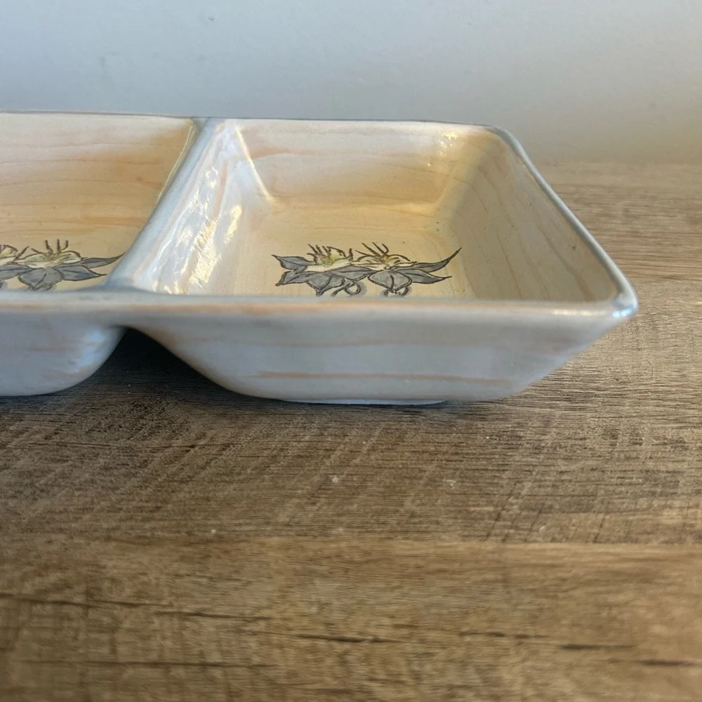 Louisville Stoneware Divided Dish - Cracker Barrel - Floral - KY, USA- Vtg‎